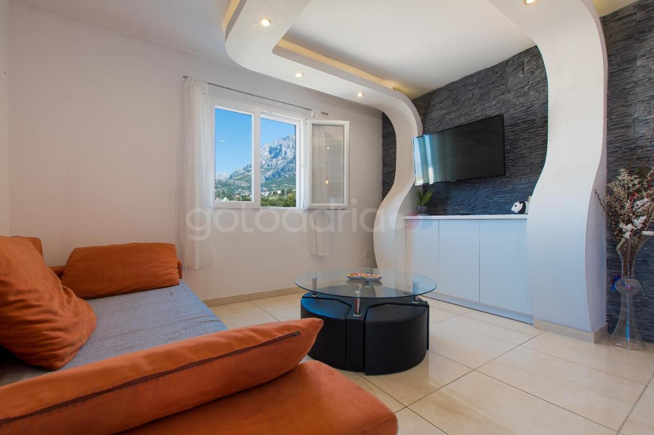 Apartment Vesna With Balcony & Free Parking Макарска Екстериор снимка
